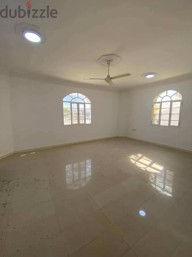 "SR- AG-715  Spacious  Villa for Rent in mawaleh south 1