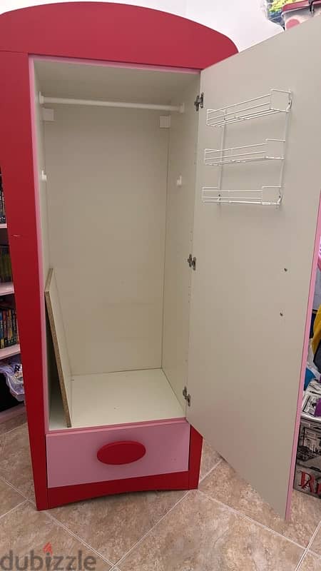 kids cabinet 0