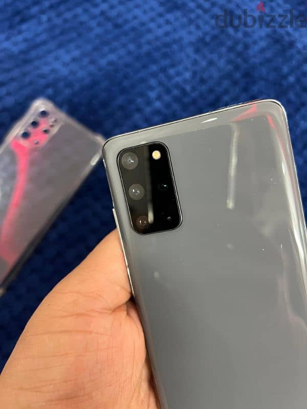 S20 Plus 5G 256GB 4