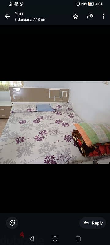 good condition bedroom and metrres addressttabel