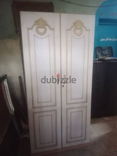 2 doors cupboard for sale good condition 99359101