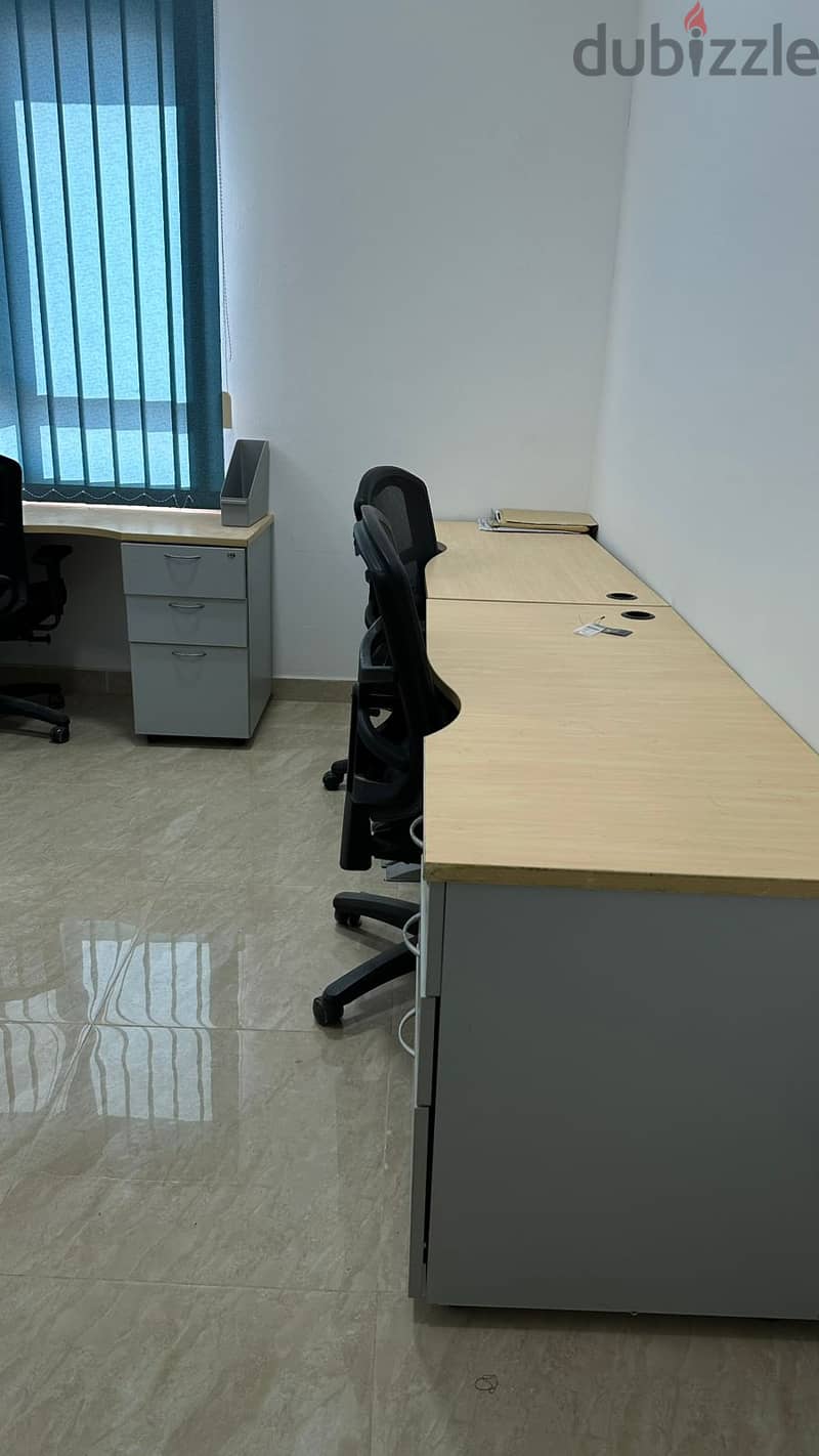 Office furniture 5