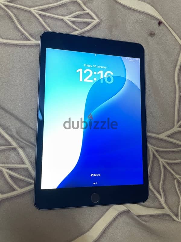 iPad mini 5 very clean 1