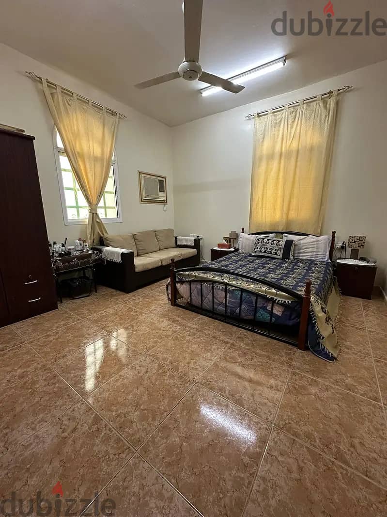 Apartment for rent in AlKhweir 33 14