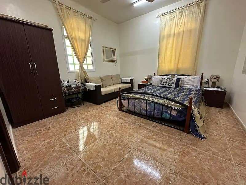 Apartment for rent in AlKhweir 33 15