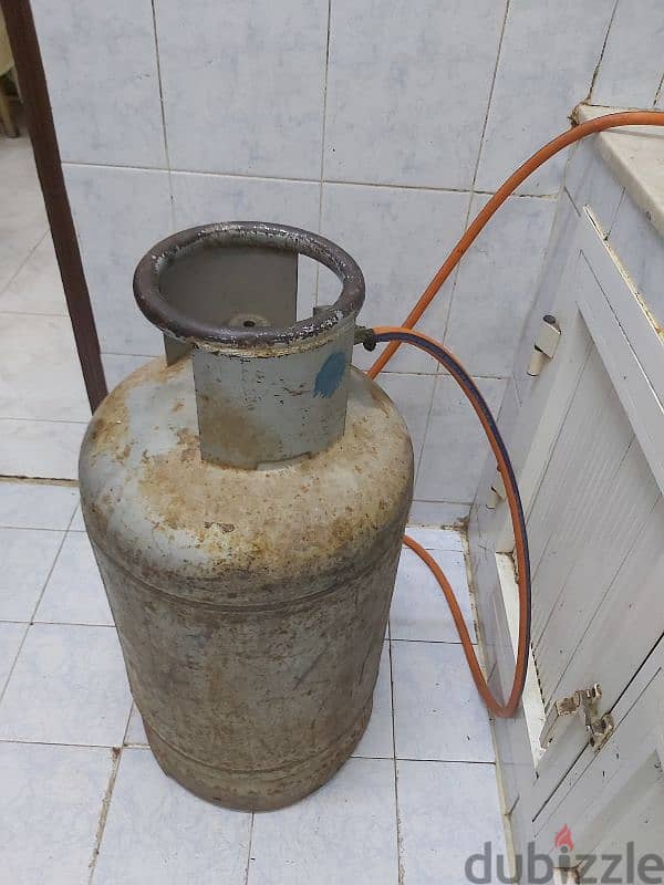 cylinder, gas stove 0