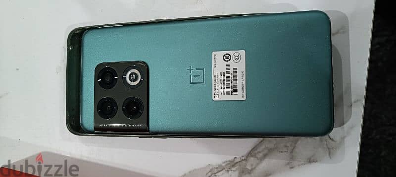 good condition OnePlus 10 pro 2