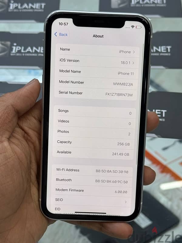 iphone 11 256GB battery 89% best price litte scratches in body 3