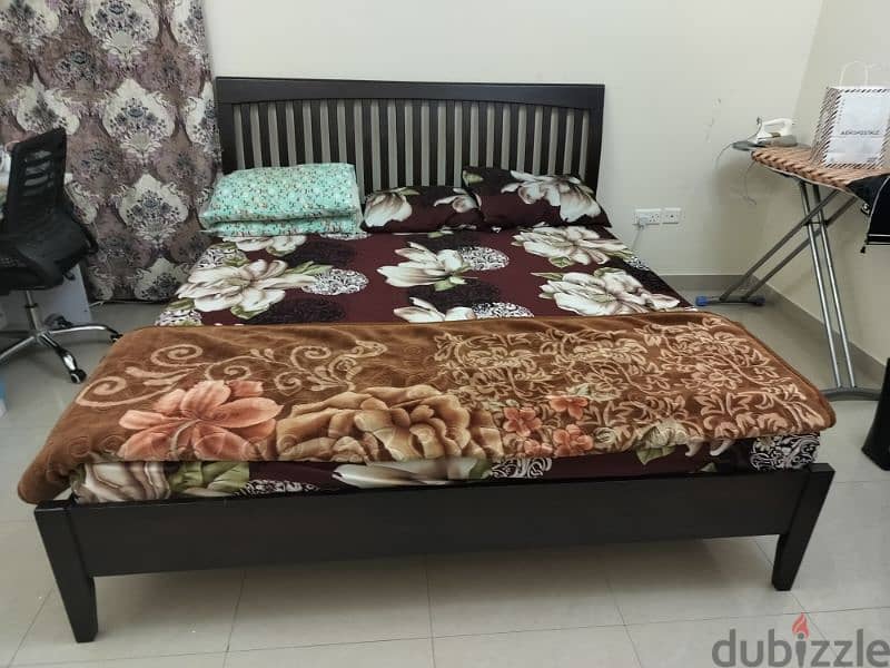 King size bed with RAHA MATRESS 1