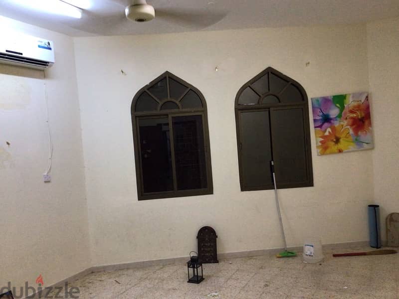 a big 3 bhk villa for rent near Nahda hospital ruwi German embassy 10