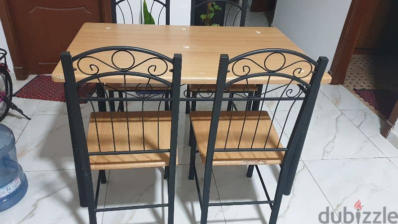 Dinning Table with 4 Chairs 2