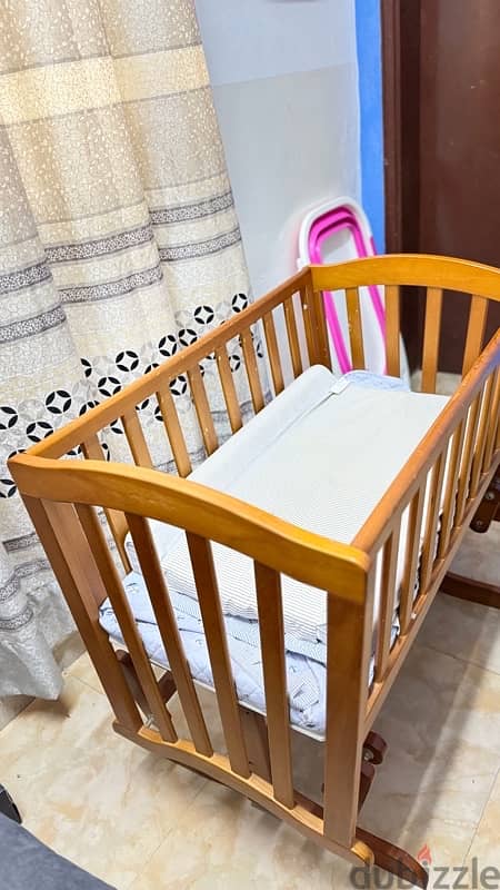 baby crib 0