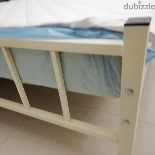 metal cot with RAHA medicated mattress 180x200 4