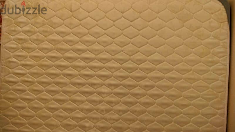 Mattress 20 cm foam condition like new 0