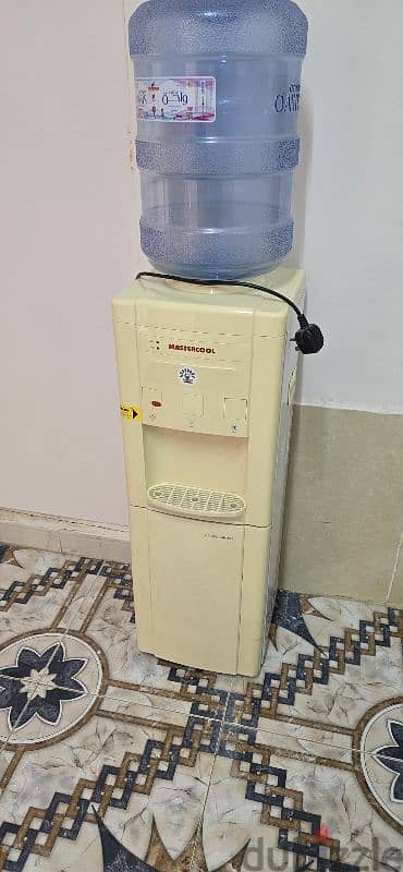 water Dispensar