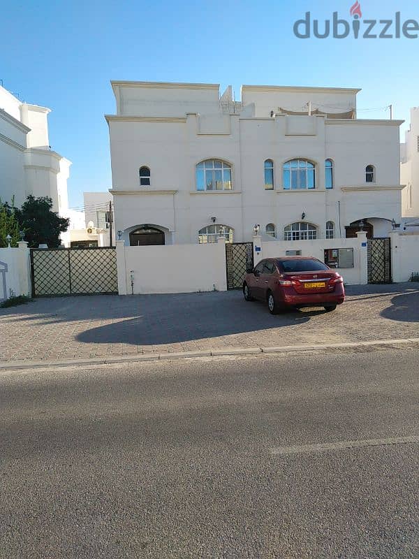 villa available for rent in azaiba 1000 riyal rent 0