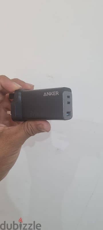 Anker 65watt original adaptor 3