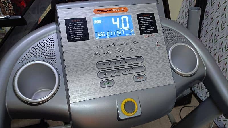 Treadmill delivery Free 5