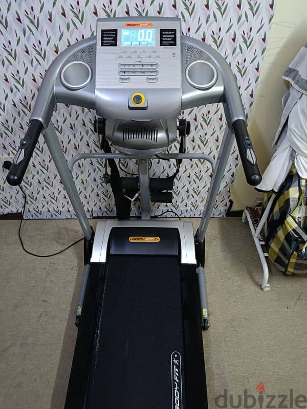 Treadmill delivery Free 8