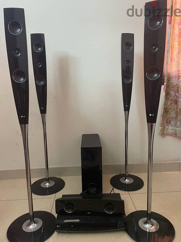 LG 5.1 Dolby DVD Home Theatre - 1000W 3