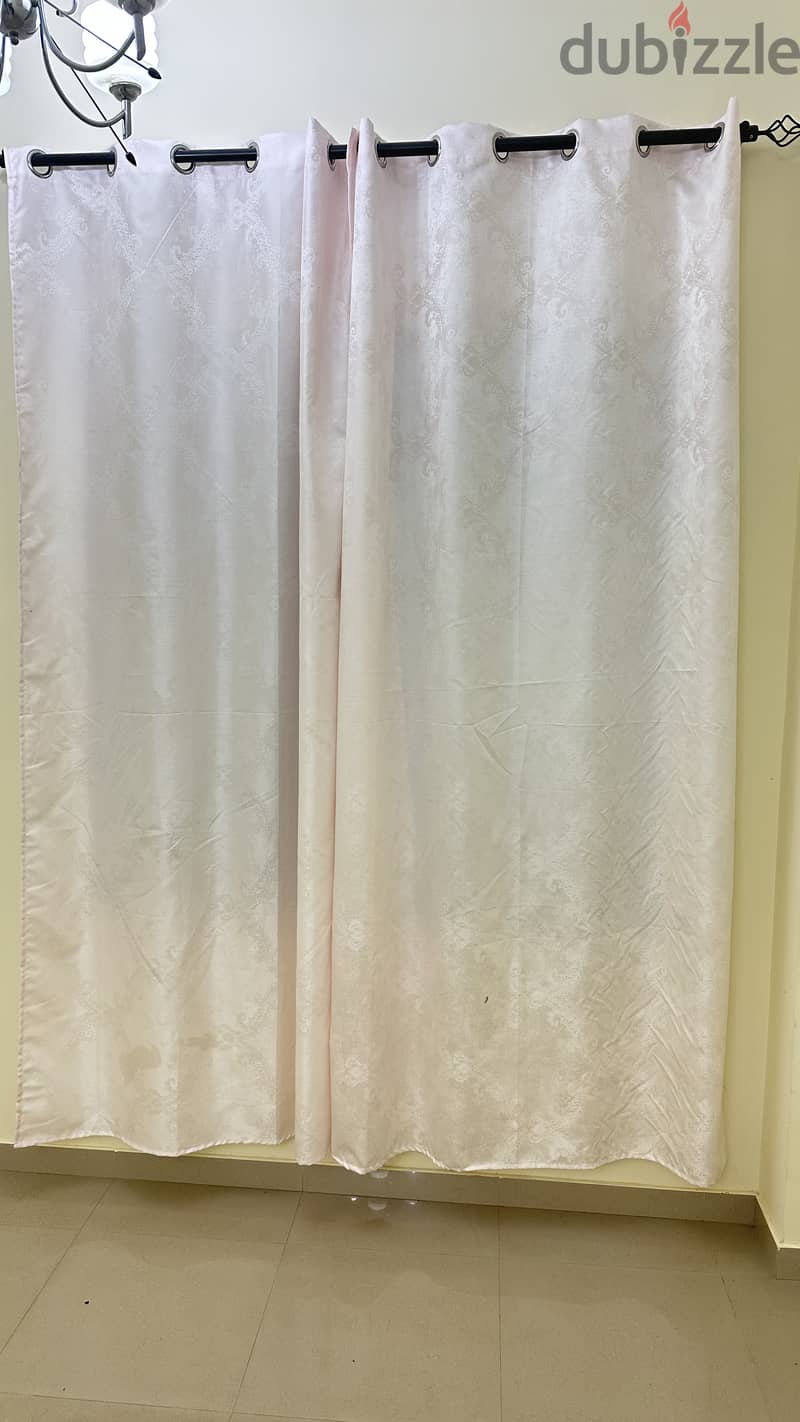 Elegant Curtains with Metal Rod - ستائر رائعة مع عمود معدني 0