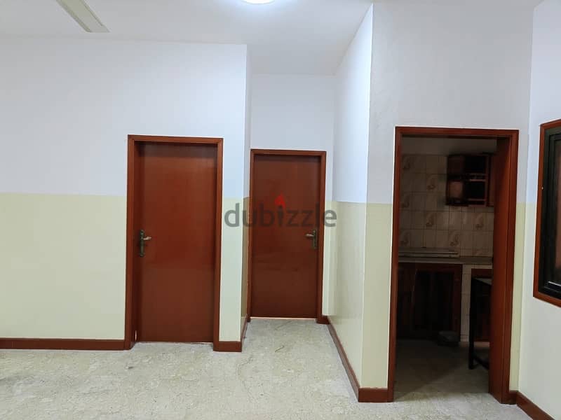 For Rent Apartment-Ruwi 7