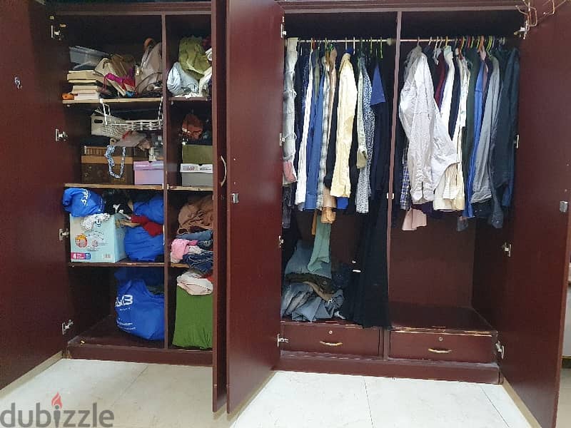 Big 4 door Cupboard and dressing table with drawers 2