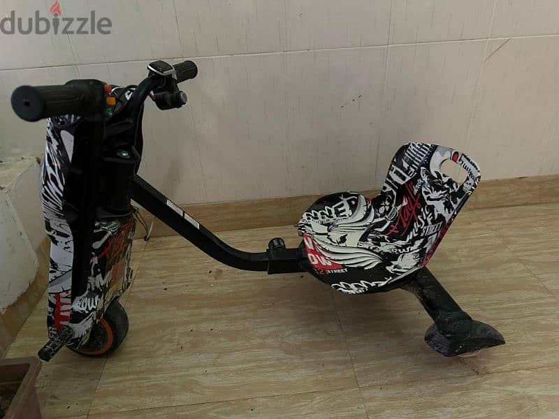 new condition mini electric drifting tricycle available 1