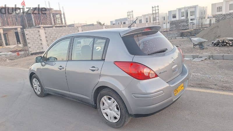 CAR FOR SELL. . . NISSAN VERSA. . . 2011 MODEL. . . FULL AUTOMATIC 0