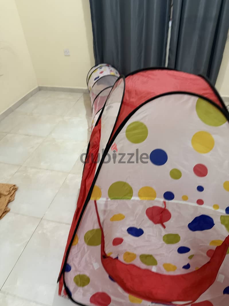 Kids pop up tent 2