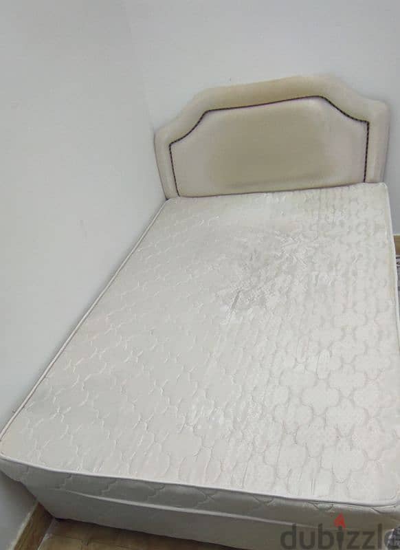 bed for sell 0