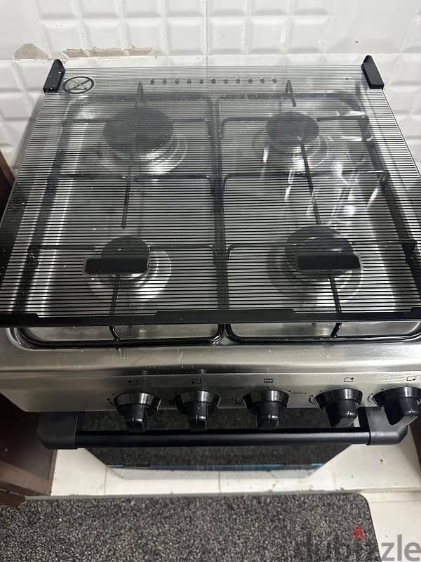 Midea gas cooking Range 0