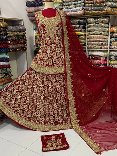 Bridal collection with stitching on demand with worldwide delivery