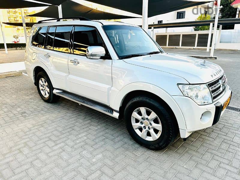 Mitsubishi Pajero 2010 No 1 option 0