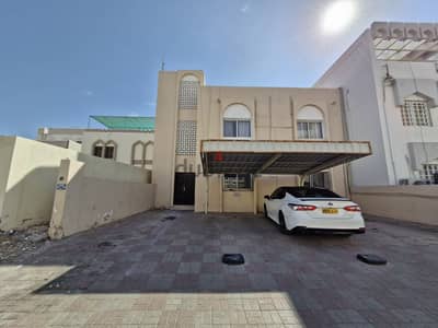 3 BR Cozy Apartment in Al Khuwair