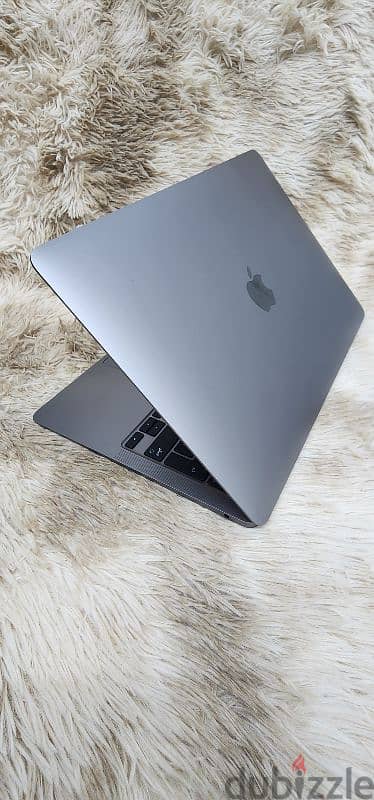 Macbook Air A1932 2018 macOS sequoia 0