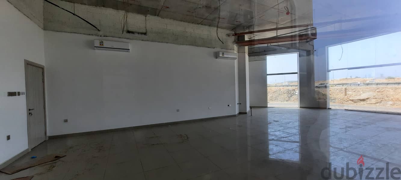 Showroom for Rent - Al Ansab Near Expressway 5