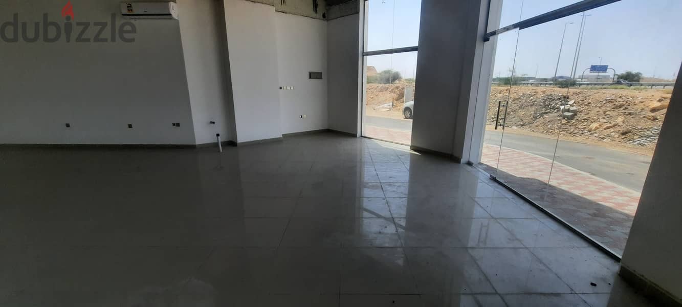 Showroom for Rent - Al Ansab Near Expressway 6