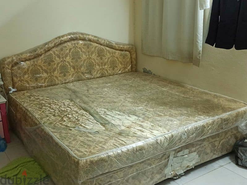 bed & mattress for sell new condition 0