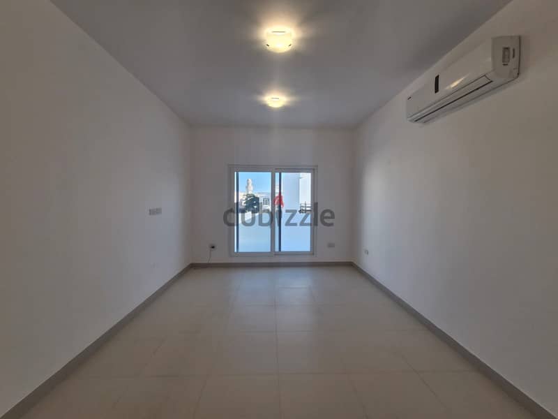 4 BR + 1 Maid’s Room Villa in Al Hail North (Close to the Village) 6