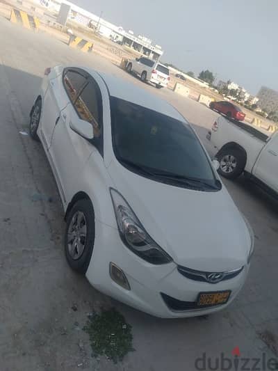 Hyundai Elantra 2012