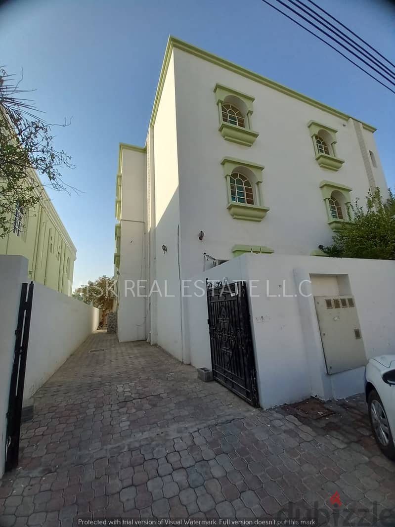 Spacious 1st Floor 3 Bedroom Apartment FREE WIFI – Al Mawaleh South 0