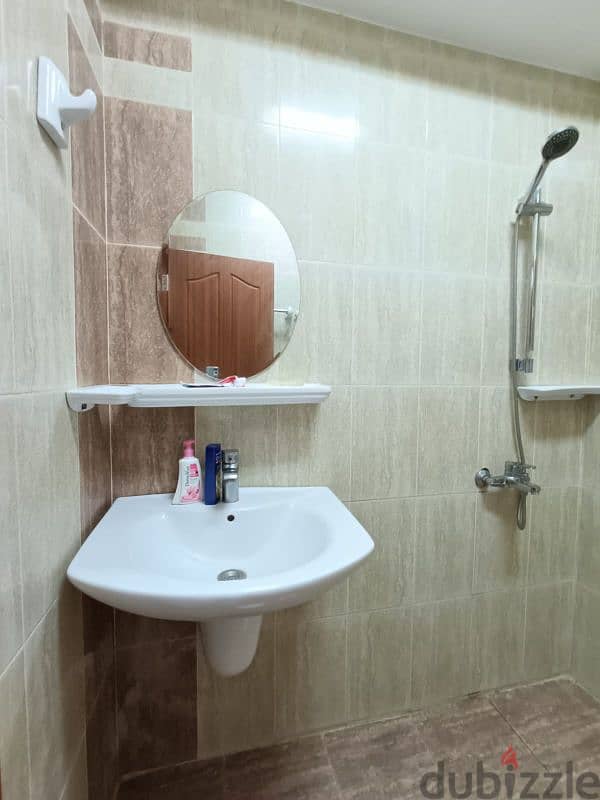 Room for rent 100 omr 7