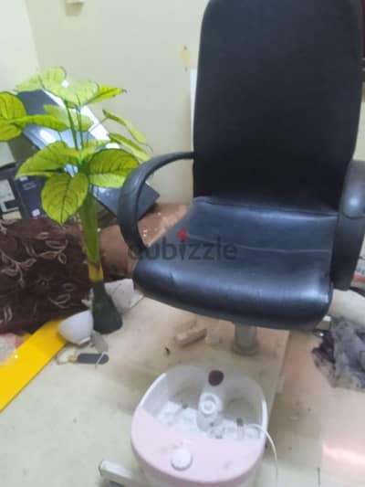 beauty parlor equipment urgent sale