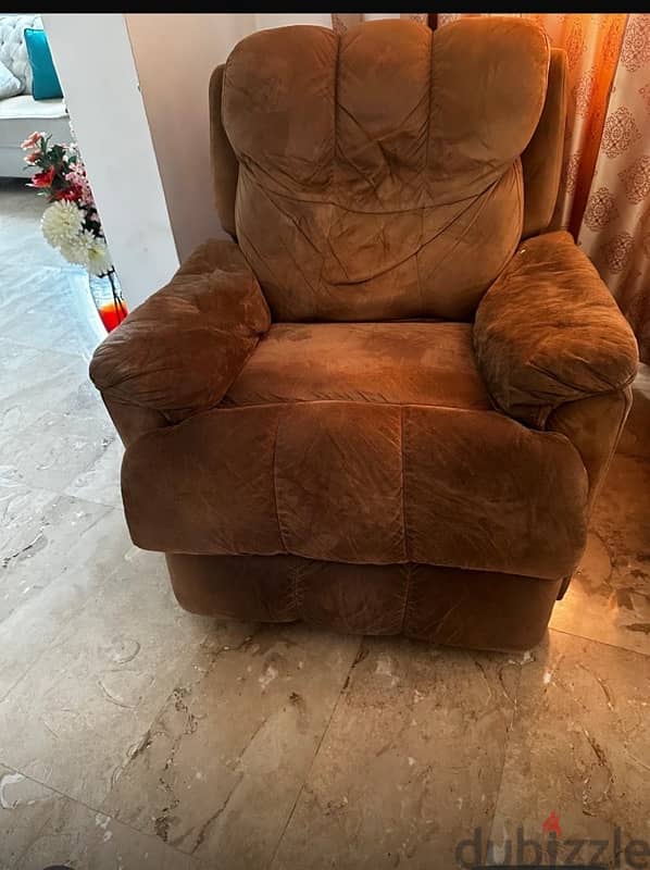 recliner  chair 1