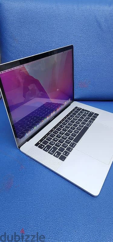 MacBook Pro A1707 i7 6cores Touch bar