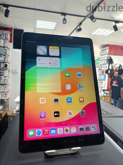 Apple Ipad 7th Gen 9.7 Inch 128GB Withh Latest Update Wifi Only