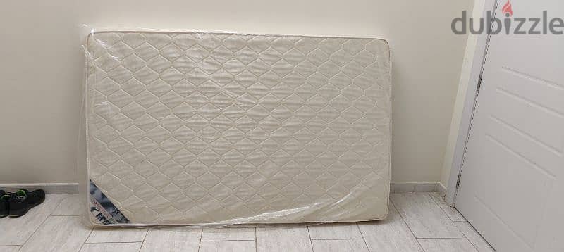 Raha Mattress Brand New 15 Days old only 120*190*6  1 cushion 1