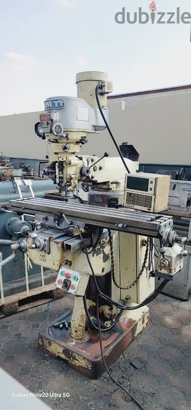 vertical milling machine