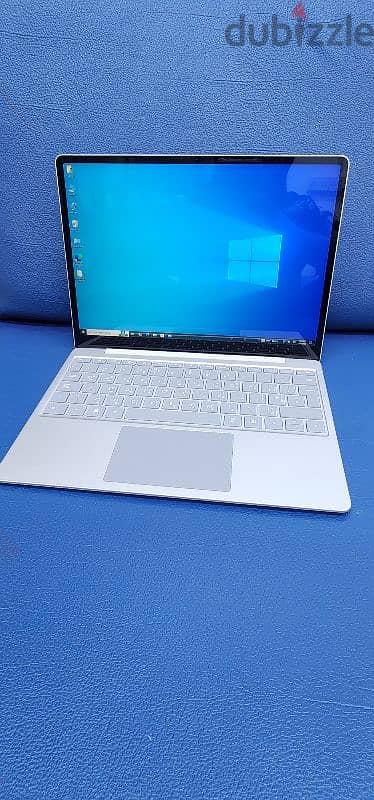 Surface GO 10th Gen Touchscreen 1